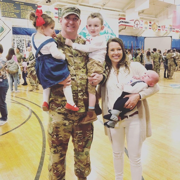 Meet your Posher, Jennifer - Picture 4 of 9